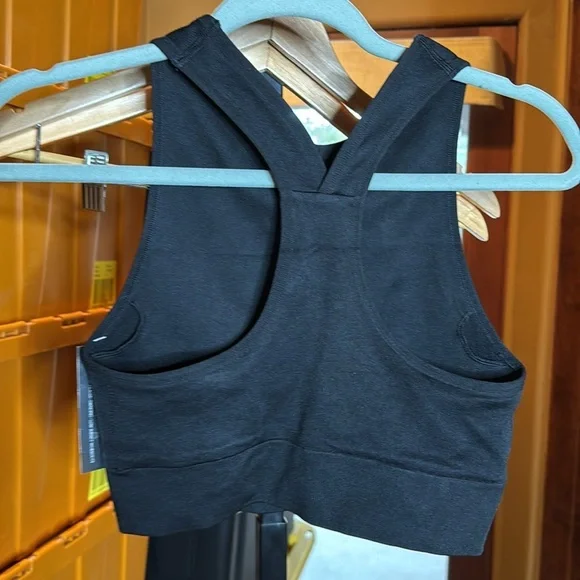 NWT Victoria's Secret Seamless Rib High Neck Sport Bra Black Size Medium - Picture 7 of 13